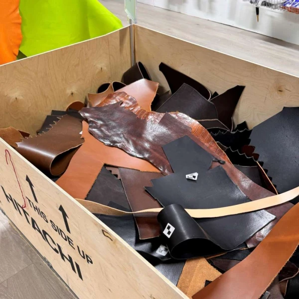 Lærrester - Store biter pr kg - Bilde 3