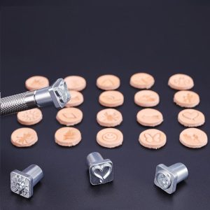 Stempel-sett Symboler 32stk til skinn